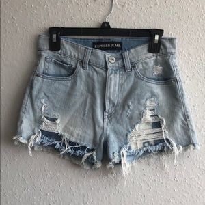 High waist denim shorts